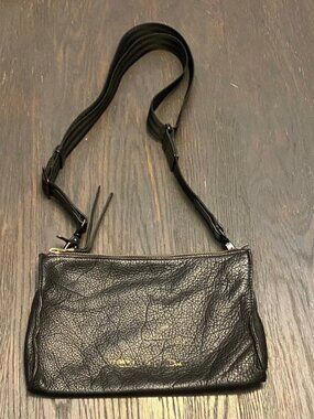 -Timbuk2 Jet Set pouch - black leather, seatbelt crossbody strap